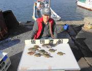 黒島の磯で良型カワハギ狙えます♪