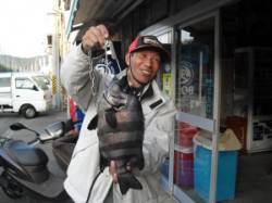 大磯で底物釣り★見事イシダイGET★