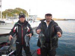 串本の磯　フカセでグレ・イサギの釣果　イサギは1人50尾