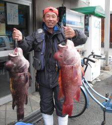 カブト磯 　ウニをエサにカンダイ74cm＆75cm