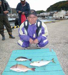 神谷一文字　カゴ釣りでハマチ・マダイ・イサギ