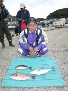 神谷一文字　カゴ釣りでハマチ・マダイ・イサ…