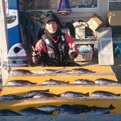 串本の磯フカセでグレが好調です！