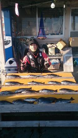 串本の磯フカセでグレが好調です！