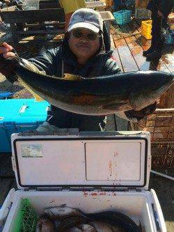 家島の海上釣り堀　青物の活性よくブリ&カンパチ&ハマチget！