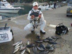 串本の磯　フカセでグレ〜38cm19尾