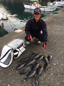 グレ良く釣れてました!(^^)!　渡船を利…