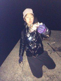 気温2度の中8時間粘っての釣果、メバルはプラグで！