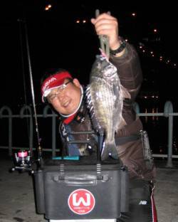 ライトワインドでガシラ1キャスト1ヒット、…