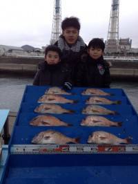 【19日】マリーナシティ海洋釣り堀でマダイ…