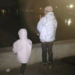 兵庫突堤　ファミリーで夜釣り釣行　投げ＆ウキ釣りを楽しむ