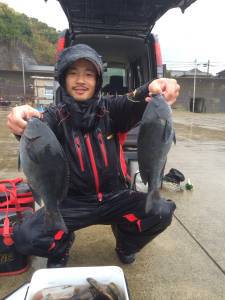 串本東部、水温が上がってたのでグレ良く釣れ…