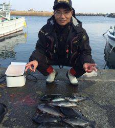 いいサイズが釣れています！サバの壁でフカセグレ