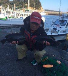 萩尾の磯　本日晴天でグレも釣れてます！