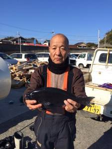 串本東部エリア、各磯でのフカセでグレの釣果☆