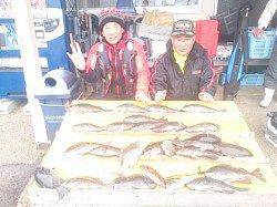 イナヤのコジ・小イナヤなどフカセのグレの釣果