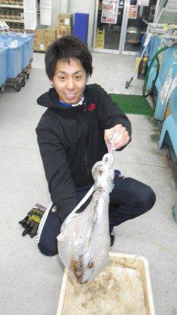 白浜町袋にてエギングでアオリ1.25kg！ いい引きでした♪