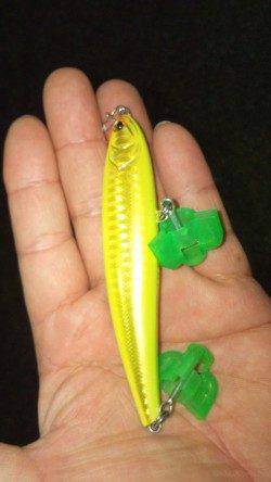 貝塚でシーバス、フローティング超スロー巻きでヒット!