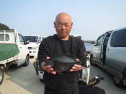 沖の赤島の釣果です☆グレの他にイサギも釣れ…