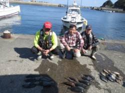 沖の赤島＆赤島の壁でのフカセ釣り釣果