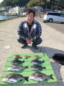 ヒラバエ、フカセ釣りでチヌ・グレ・カワハギ…