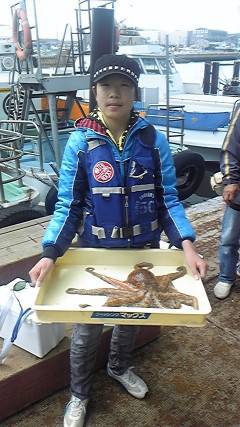 沖一文字カーブ、テンヤでタコ1.5キロ