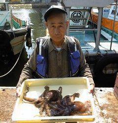 沖一文字北 タコ2ハイで2.5キロの釣果