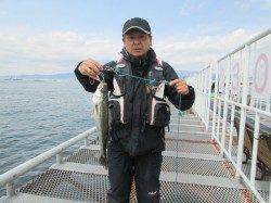 尼崎市魚つり公園　ウキ釣りでハネの釣果