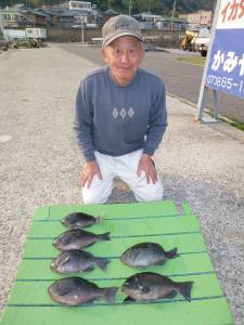 神谷沖一文字内向きにてグレ・イサギ・アイゴ・小アジなど