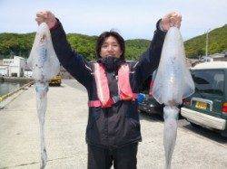 神谷一文字のエギングでアオリイカ2.2kg&1.2kg！