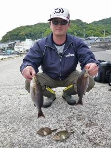 沖一文字外向きでアジ、ヒラバエでイサギなど