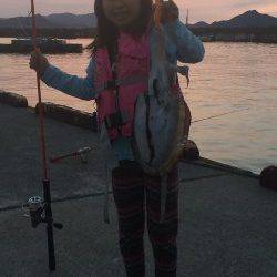 和田　波風強い中でのエギングでコウイカがヒット☆