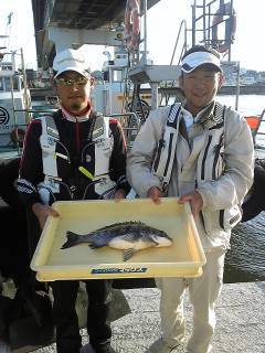 岸和田一文字　フカセでチヌの釣果