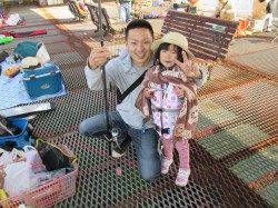 尼崎市魚つり公園、イワシ好調！大盛況でした