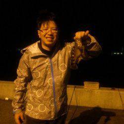 兵庫突堤　イカは人の多さに断念　投げ・探り釣りでアナゴ＆ガシラ