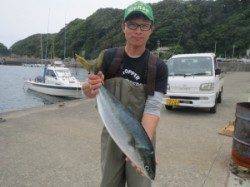 アシカでのキャスティングで大型ヒラマサ&良型メジロ!!