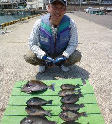 沖一文字内向きにてカゴ釣りでグレの釣果