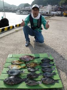 沖一文字のカゴ釣りでグレ45cm&35cm