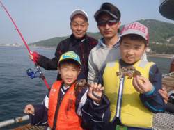 須磨海づり公園、釣りKIDSのサビキ釣り釣…