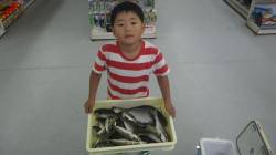 キッズ釣果　すさみの堤防でフカセ釣りを楽し…