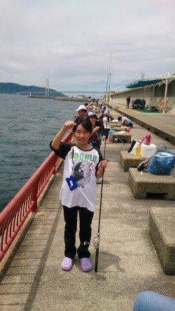 平磯海づり公園　レンタルタックルの胴突きでベラ2ケタ釣果