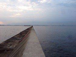 サバ釣りで賑わう武庫川一文字へ〜仕掛けは蓄光ピンクサビキで