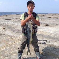 白浜周辺　ルアーでシイラ91cm☆