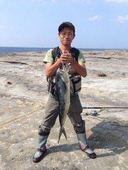 白浜周辺　ルアーでシイラ91cm☆