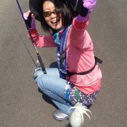 神戸港でコウイカ狙いのデイエギング〜潮止まり少し前に1パイ