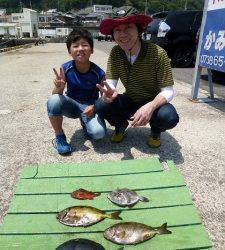 沖一文字内向きでグレ・アイゴ〜親子で紀州釣り