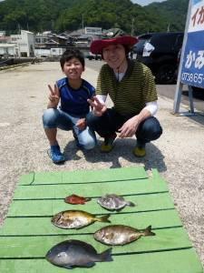 沖一文字内向きでグレ・アイゴ〜親子で紀州釣…
