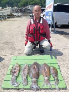 神谷崎地磯　ヤエンでアオリイカ計5ハイ