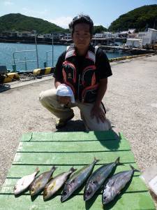 沖一文字外向きでのカゴ釣り釣果〜イサギ・ゴ…