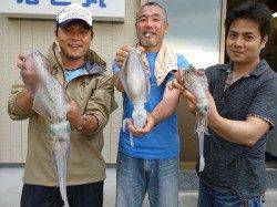 湯浅の磯でアオリイカ　エギングで楽しめます♪